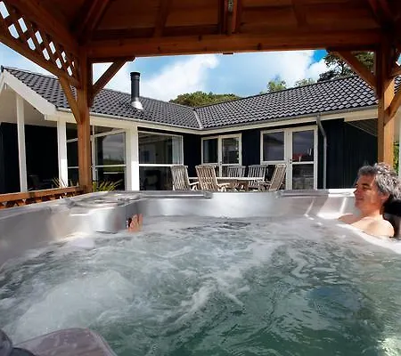 Three-bedroom Holiday In Nexo 30 *
